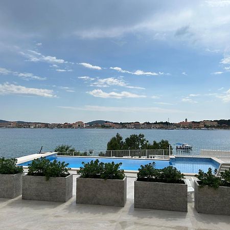 Apartments Juric Brodarica  Ngoại thất bức ảnh