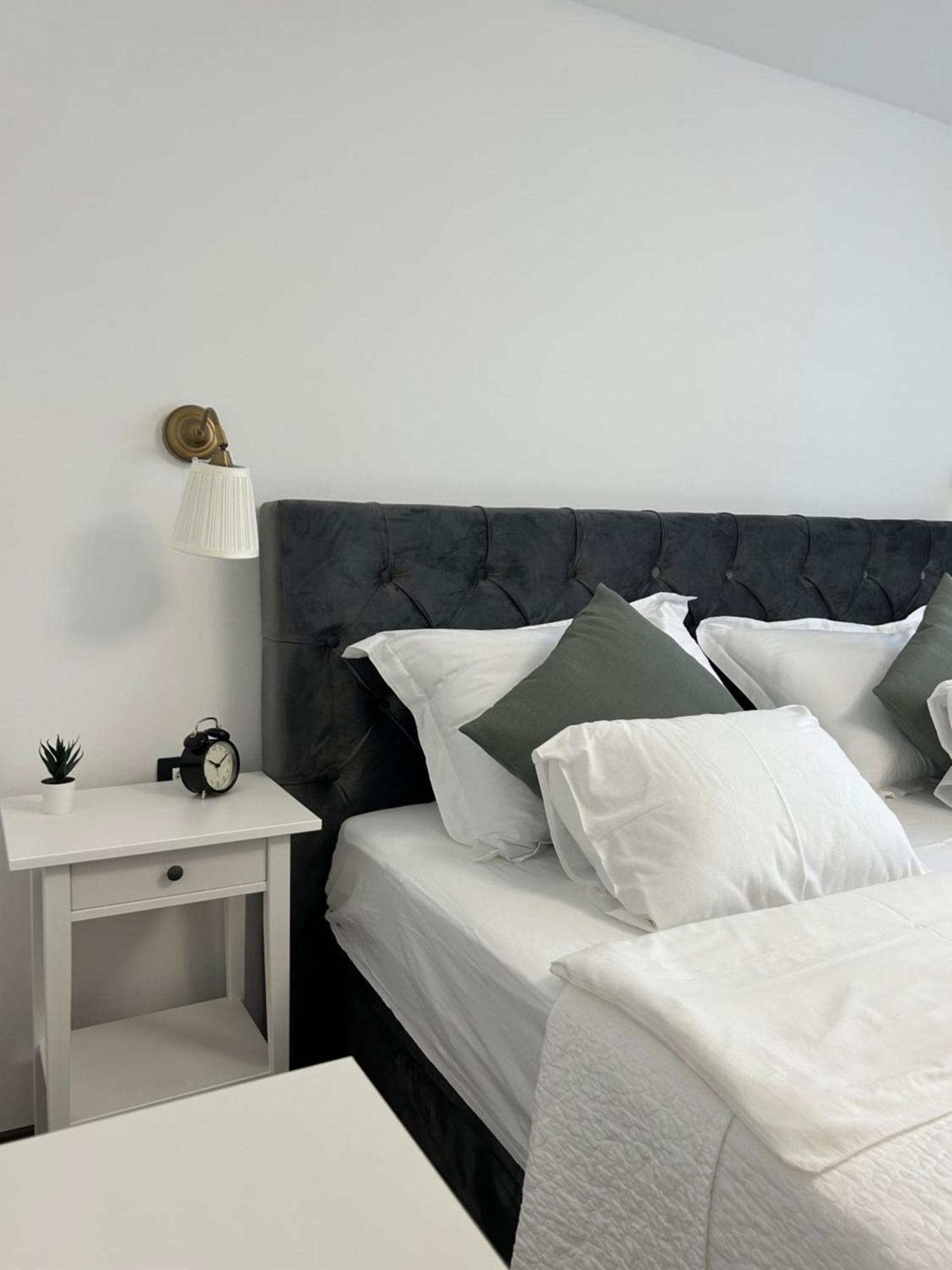 Apartments Juric Brodarica  Ngoại thất bức ảnh